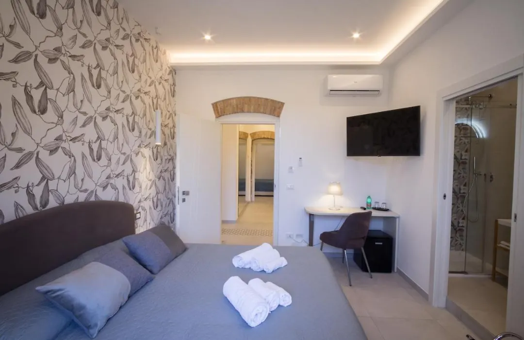 Villa Valverde Apartments E B&B-1